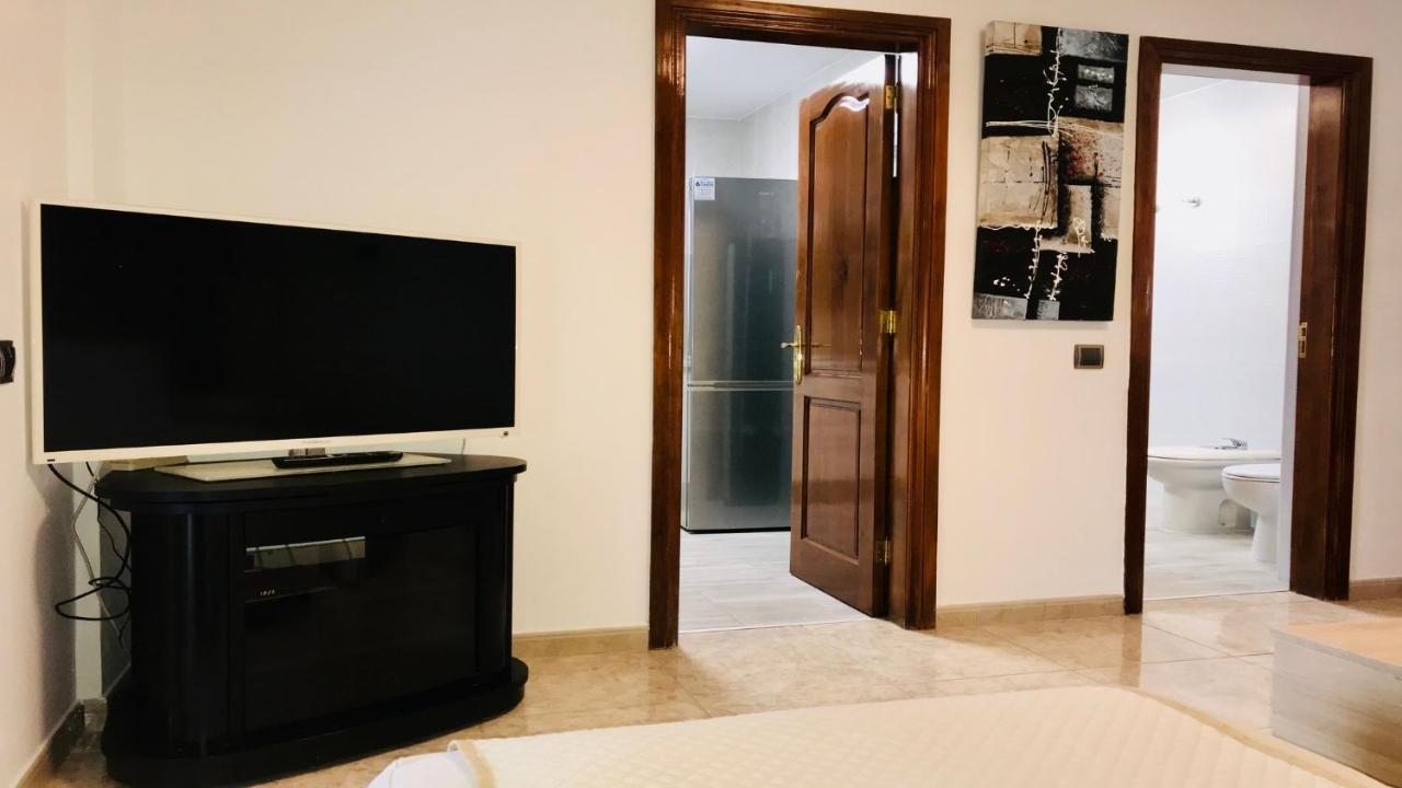 Апартаменты Blue Azure Powered By Solymarcalma Коста Калма Экстерьер фото